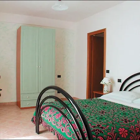 Sleeps 4 *